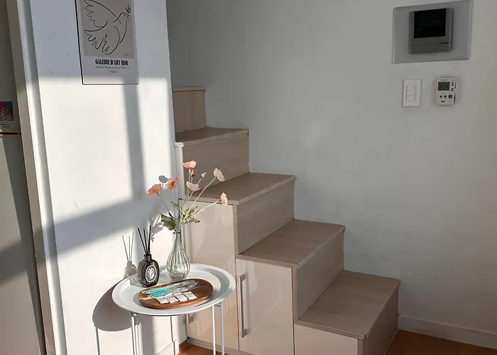 Seoullo #2min Walk From Station #elevator #city View Apartment