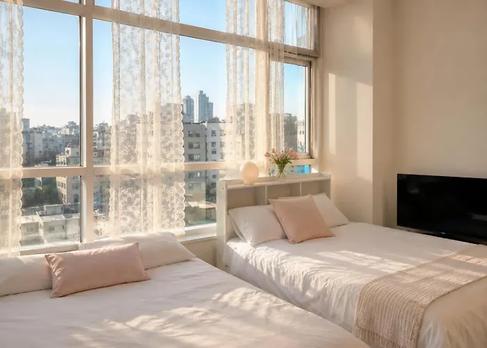 Seoullo #2min Walk From Station #elevator #city View Apartment *