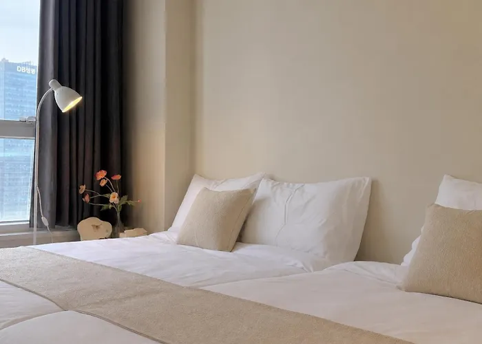 Seoullo #2min Walk From Station #elevator #city View Apartment