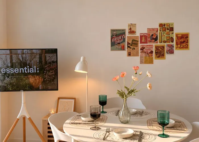 Seoullo #2min Walk From Station #elevator #city View *